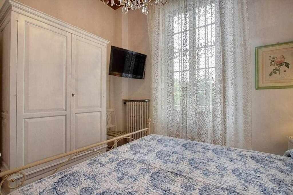 Appartement Santa Croce Elegant With Garage Florence